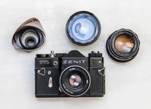 7-Free-Retro-Camera-Stock-Photos-For-Design-Projects.jpg