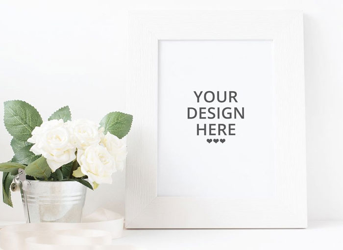 Free-White-Picture-Frame-Mockup