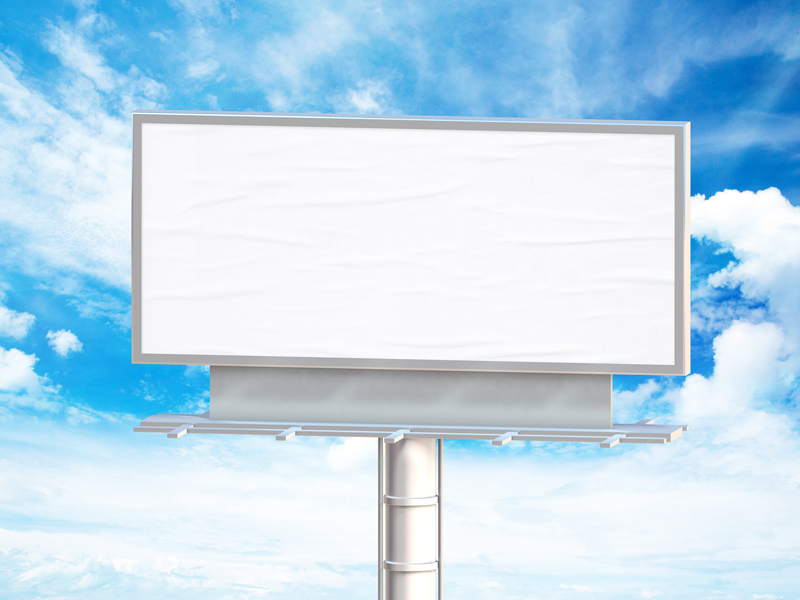 Free-Outdoor-Advertisement-Billboard-Mockup-PSD-600