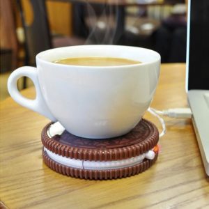 Hot-Cookie-USB-Coffee-Cup-Warmer-from-Yellow-Octobus