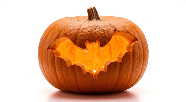 Bat-Pumpkin-Carving
